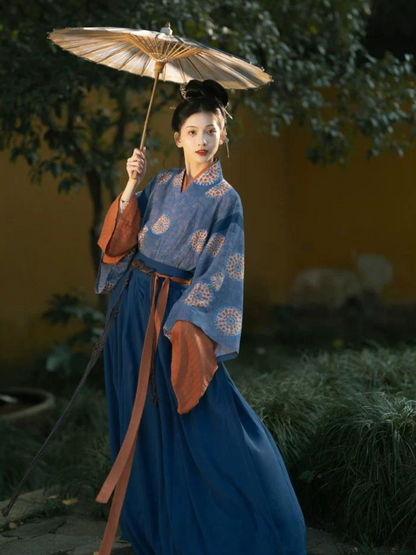 Jiye 霁夜 Clear Night Jin Dynasty Ruqun Set