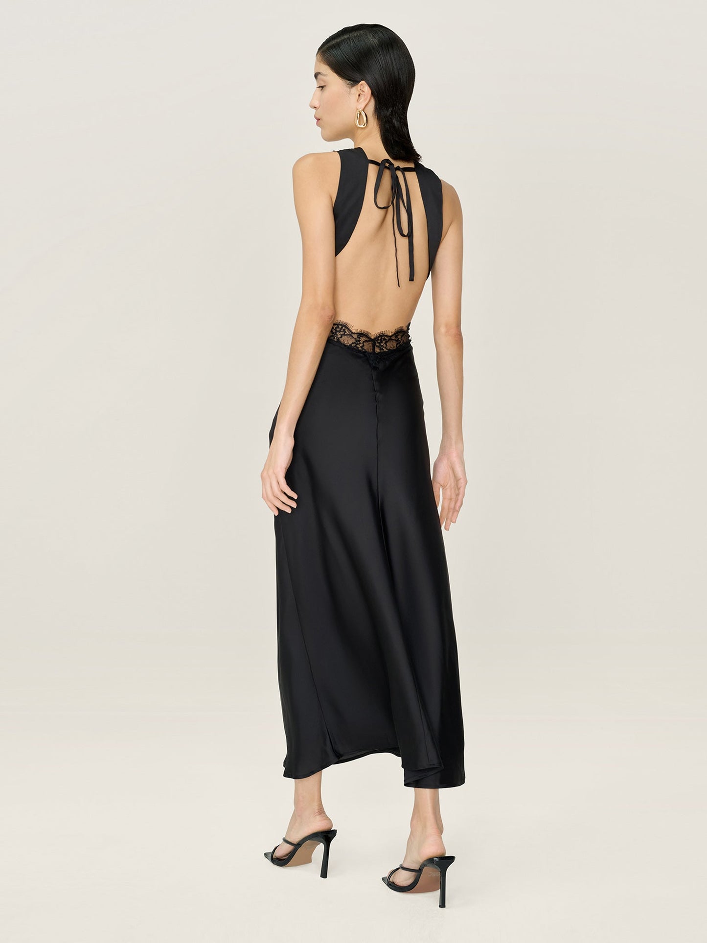 Aurelia Dress in Black