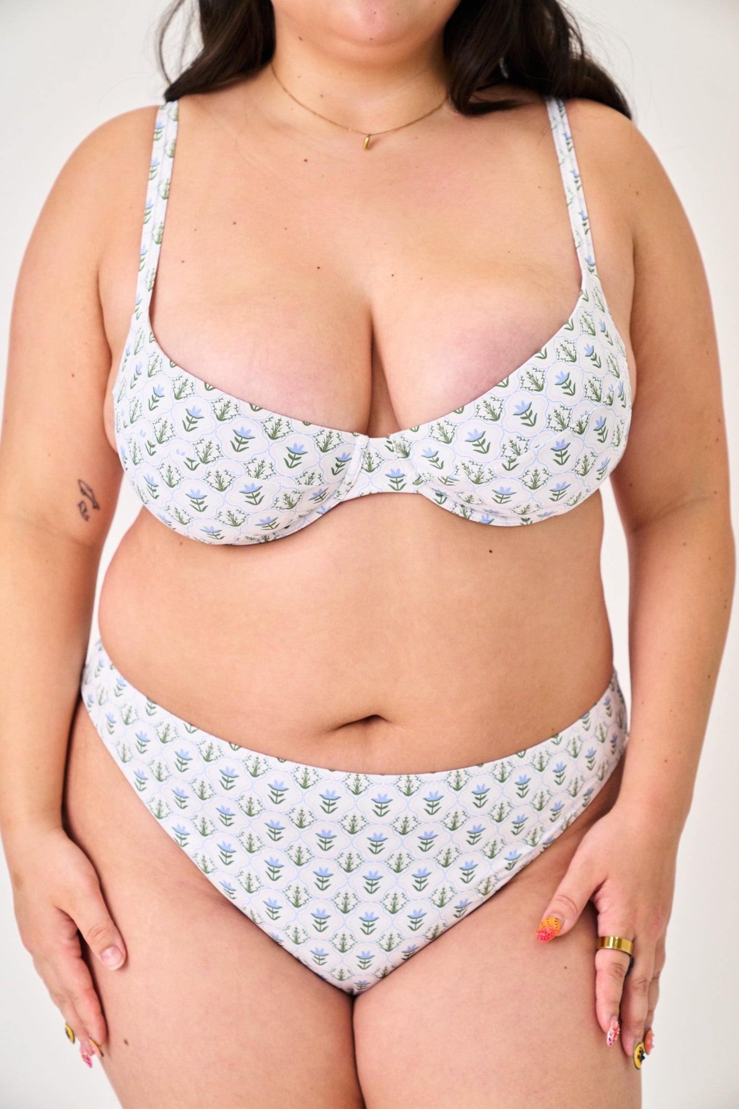 Lulu Underwire Top